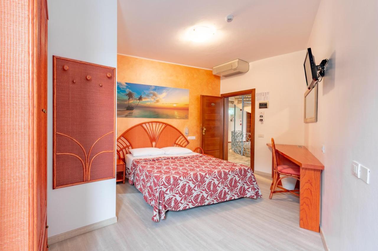 Hotel Franz Bibione Bagian luar foto