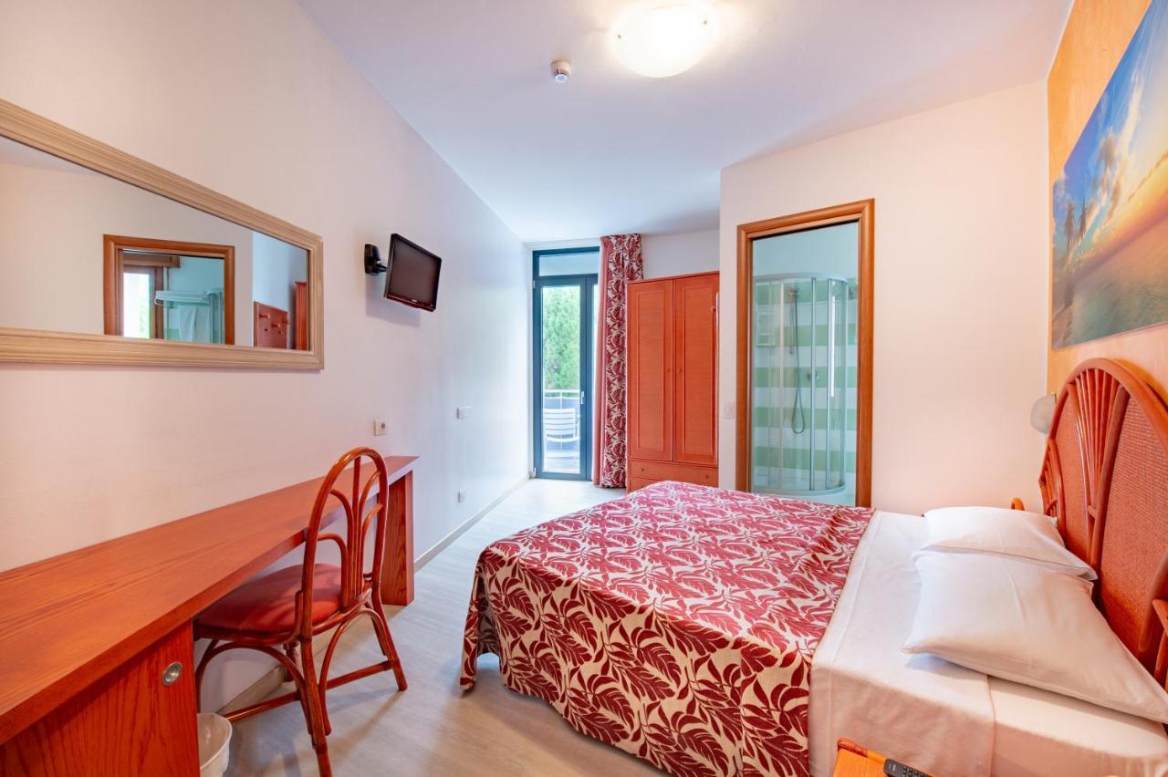 Hotel Franz Bibione Bagian luar foto