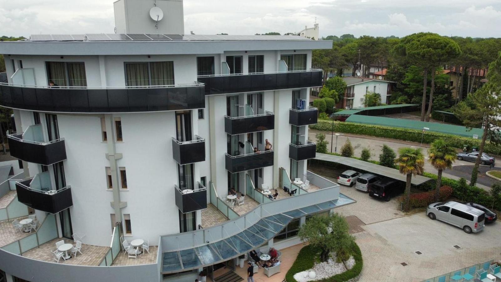 Hotel Franz Bibione Bagian luar foto