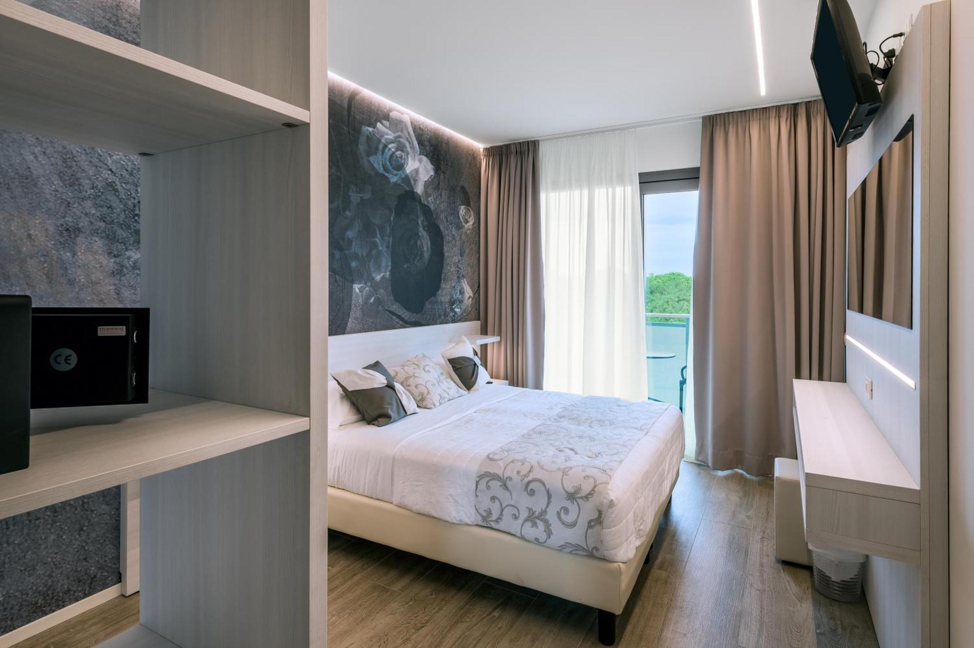 Hotel Franz Bibione Bagian luar foto